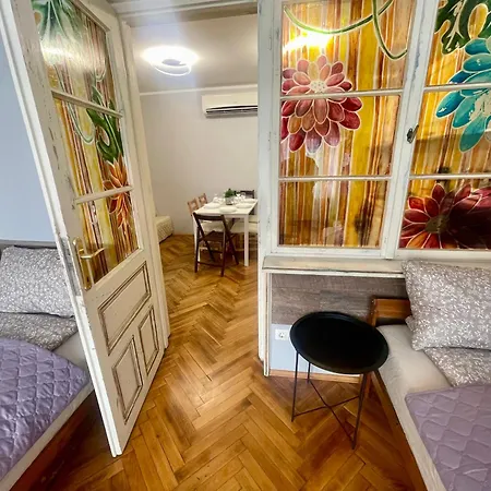 'golden Bird' Apartment, 2 Bedrooms, Super Apartment