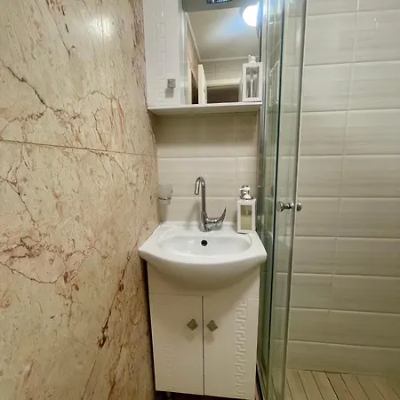 'golden Bird' Apartment, 2 Bedrooms, Super Apartmán
