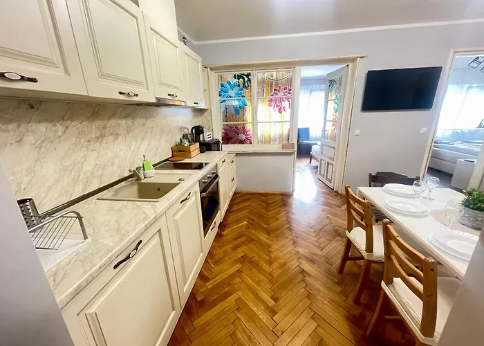 -golden Bird- Two Bedroom Apartment, Super Appartement Burgas Stad