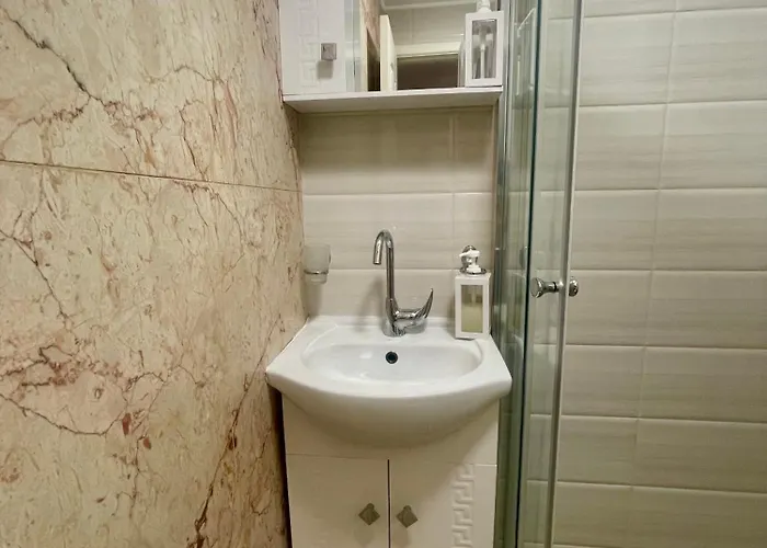 -golden Bird- Two Bedroom Apartment, Super Appartement