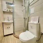 'golden Bird' Apartment, 2 Bedrooms, Super *