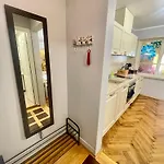 'golden Bird' Apartment, 2 Bedrooms, Super Burgas City
