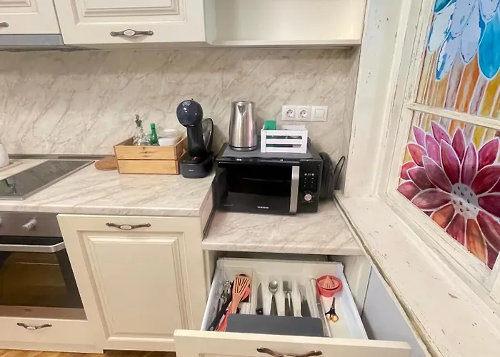 'golden Bird' Apartment, 2 Bedrooms, Super דירה בורגאס