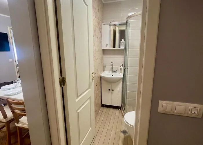 'golden Bird' Apartment, 2 Bedrooms, Super בורגאס