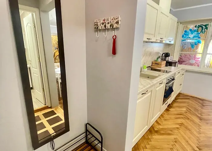 'golden Bird' Apartment, 2 Bedrooms, Super בורגאס